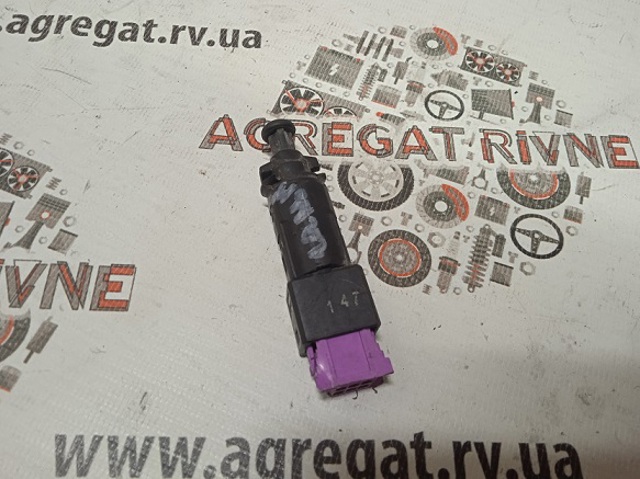 Датчик педалі гальма 7700842697 RENAULT