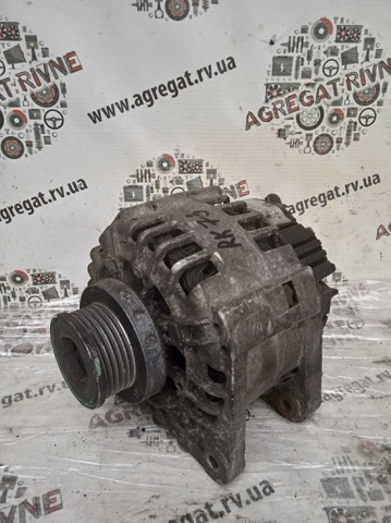 Генератор автомобільний 7711134313 RENAULT
