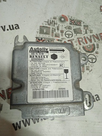 Блок управління airbag 8200098401 RENAULT