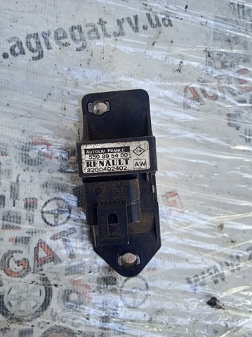 Датчик подушки безпеки 8200402402 RENAULT
