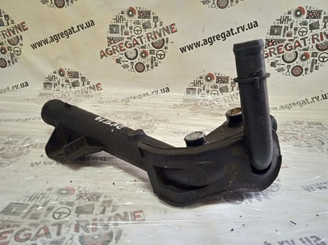 Водопровідна труба 8200552604 RENAULT