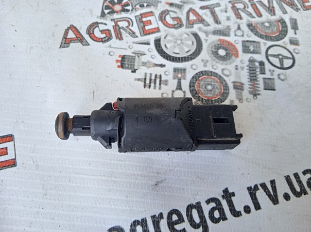 Вимикач сигналу гальмування 9634667980 PEUGEOT