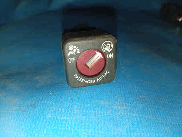 Кнопка відключення подушок безпеки AIRBAG 96413912ZD PEUGEOT