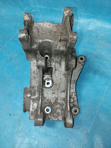Кріплення генератора 9643834880 PEUGEOT