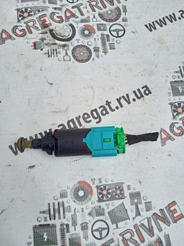 Датчик включення стопсигналу 9650688480 PEUGEOT