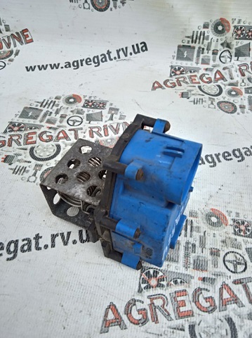 Регулятор оборотів пічки 9662240180 PEUGEOT