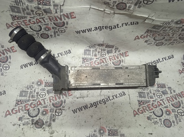 Радіатор інтеркулера 9682434580 PEUGEOT