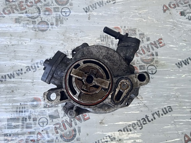 Насос вакуумний 9684786780 PEUGEOT