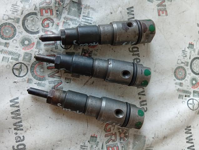 Форсунка інжектора A0060175721 MERCEDES