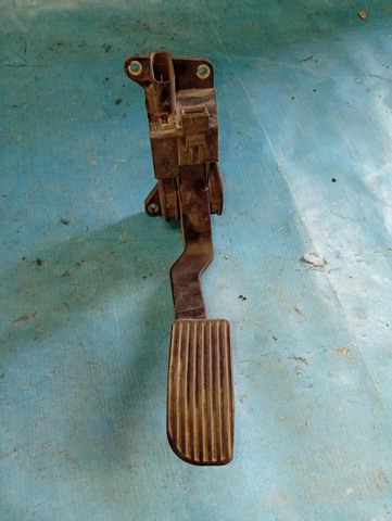 Педаль газу (акселератора) A9013000504 MERCEDES