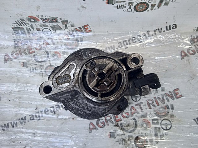 Насос вакуумний D1562A PEUGEOT