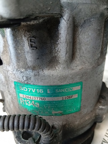 Компресор кондиціонера SD7V161106F PEUGEOT