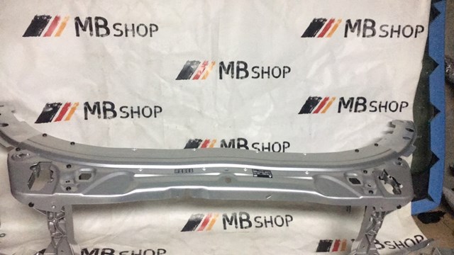 Накладка верхня передній панелі / супорта радіатора 2056204201 MERCEDES