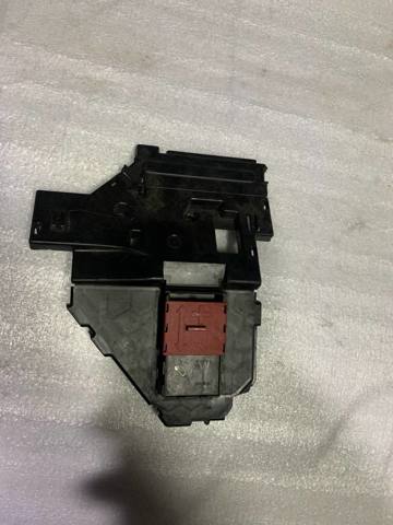 Коробка запобіжників 2135400750 MERCEDES