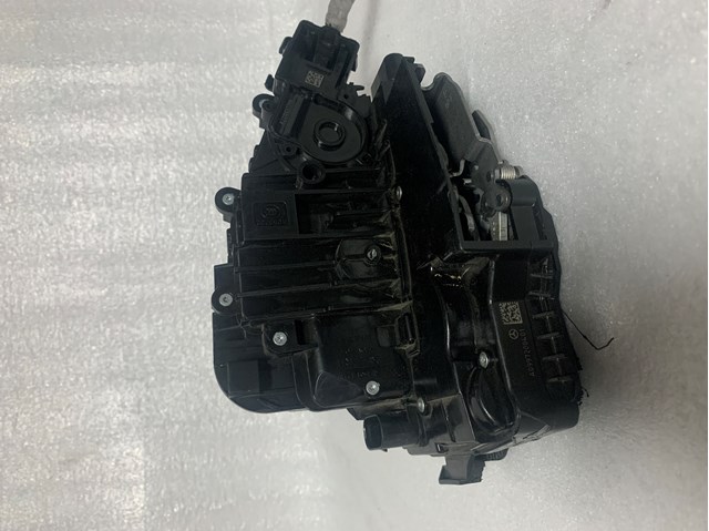 Замок передніх пасажирських дверей A0997200401 MERCEDES