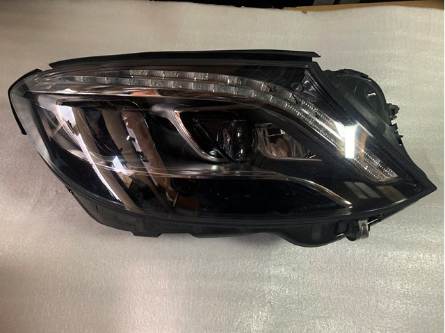 Фара правая A2229062404 MERCEDES