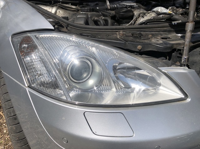 Фара дальнього світла в зборі A2218204561 MERCEDES