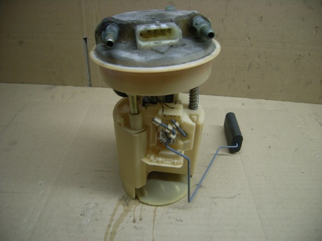 Електробензонасос MR439567 MITSUBISHI