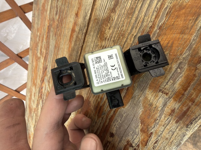 Блок системи контролю тиску в шинах A0009001632 MERCEDES