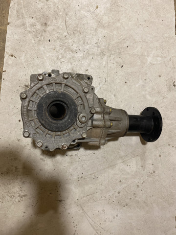 Роздавальна коробка 473003B830 HYUNDAI