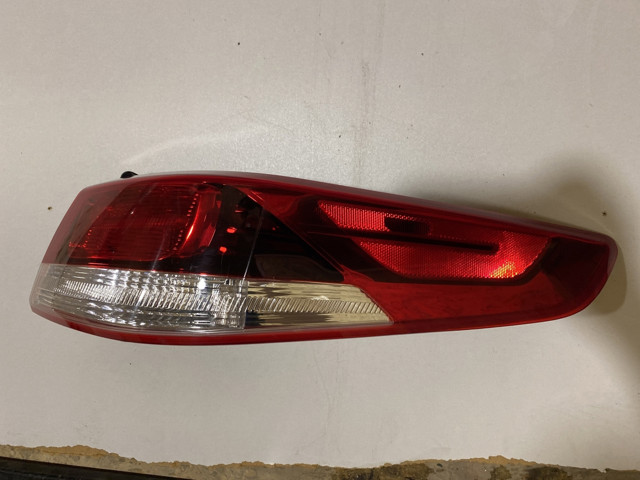 Задній правий зовнішній ліхтар 92402D5000 HYUNDAI