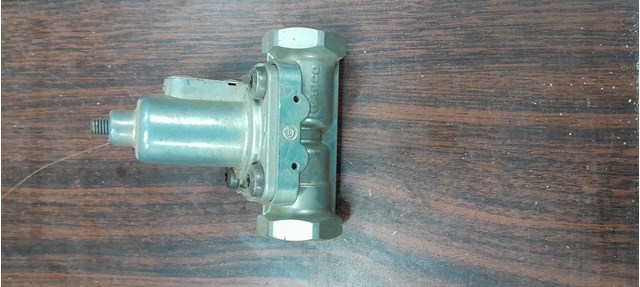 Клапани зворотні (перепускні) 4341001250 WABCO