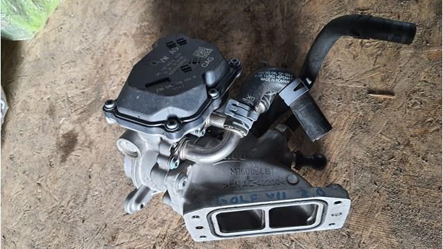 Дросільна заслінка в зборі 04L128063N VAG