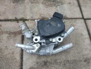 Корпус термостата в зборі 21250BV81A NISSAN