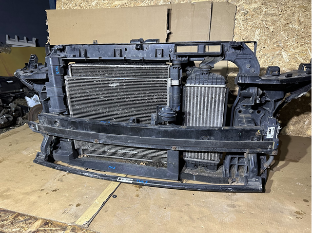 Швелер переднього бампера 86571D7000 HYUNDAI