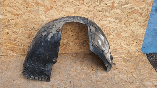 Підкрилок передній лівий 86811F1000 HYUNDAI