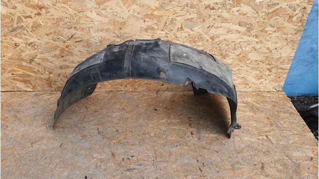 Підкрилок передній правий 86812F1000 HYUNDAI