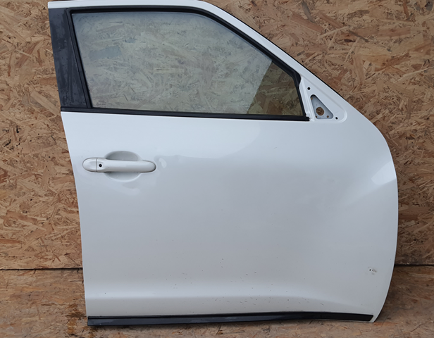 Пасажирські передні двері H01521KKMA NISSAN