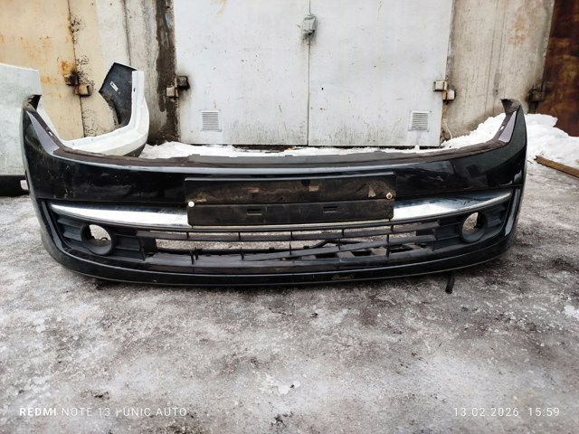 Бампер на авто Renault Laguna 3