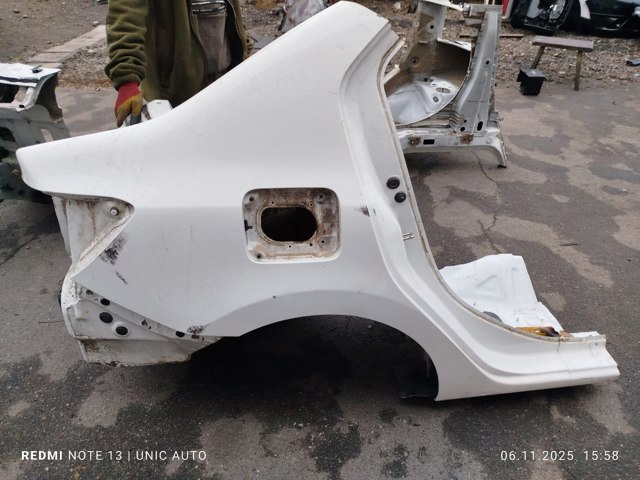Крило праве заднє 760327785R RENAULT