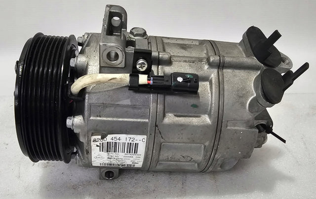 Компресор кондиціонера 8200454172 RENAULT