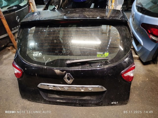 Двері багажника 901002357R RENAULT