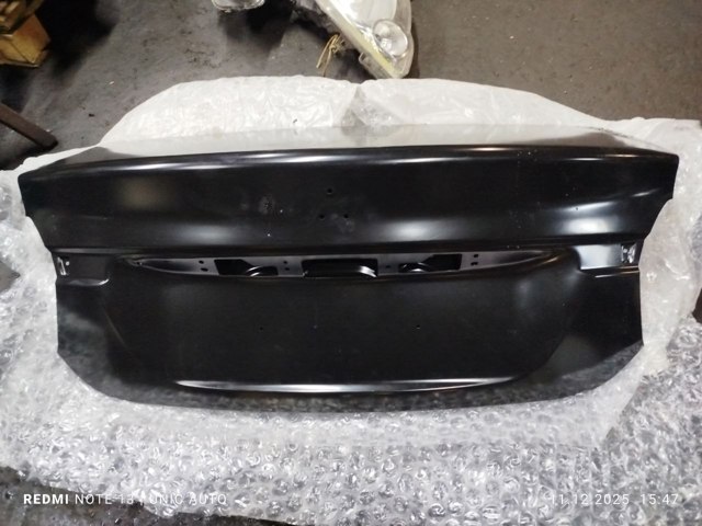 Кришка багажника кузова 901003406R RENAULT