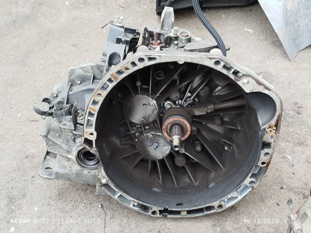 Ручна коробка передач Renault Laguna 3