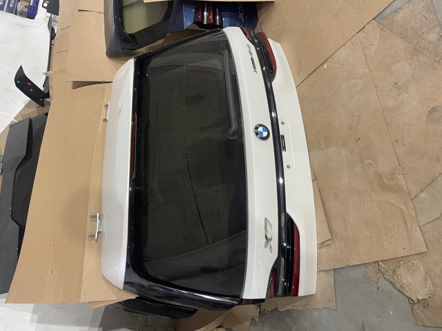 Треті двері 41007931947 BMW