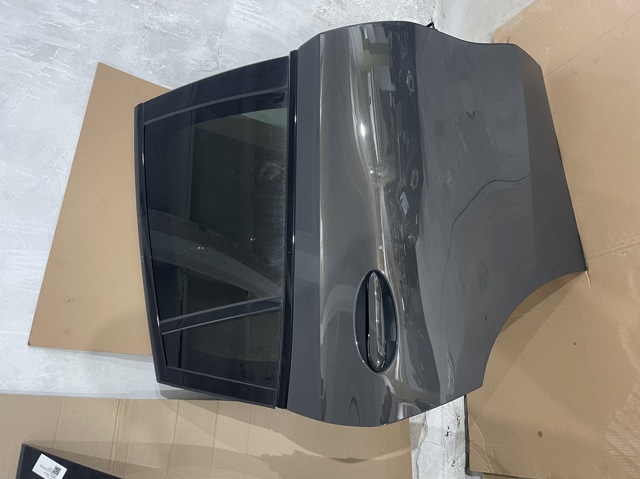 Двері задні, праві 41008497452 BMW
