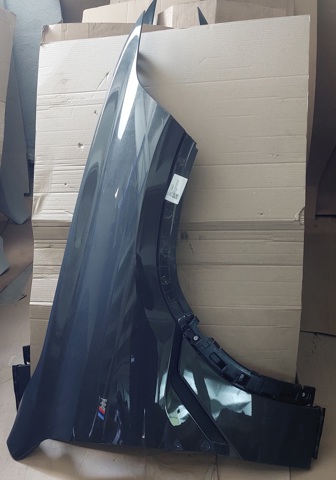 Переднє праве крило 41008737622 BMW