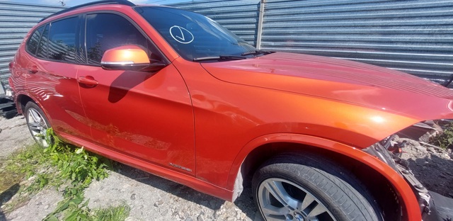 Дверка передня права 41009628746 BMW