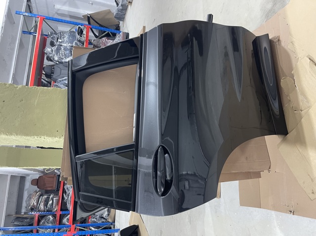 Двері задні в зборі 41517478344 BMW