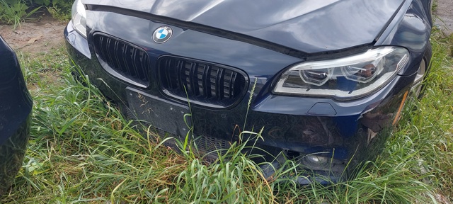 Кожух бампера переднього 51118058998 BMW