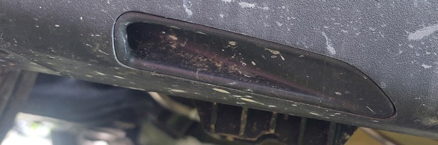 Накладка зовнішня (молдинг) порога, лівий 51127488231 BMW