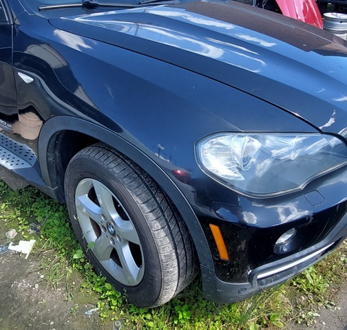 Переднє праве крило 51657178400 BMW
