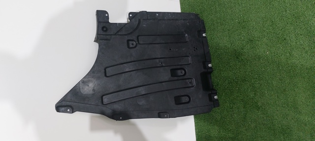 Захист днища, паливного бака 51757394810 BMW