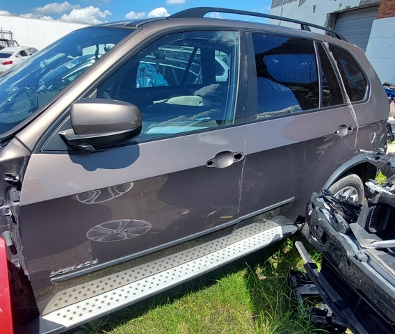 Надставка двері передньої 51777163555 BMW