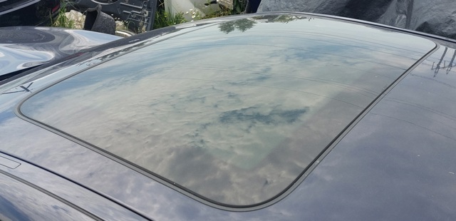Деталі люків облицювання кузова 54107382982 BMW