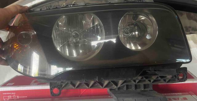 Права блок фара 63123418400 BMW